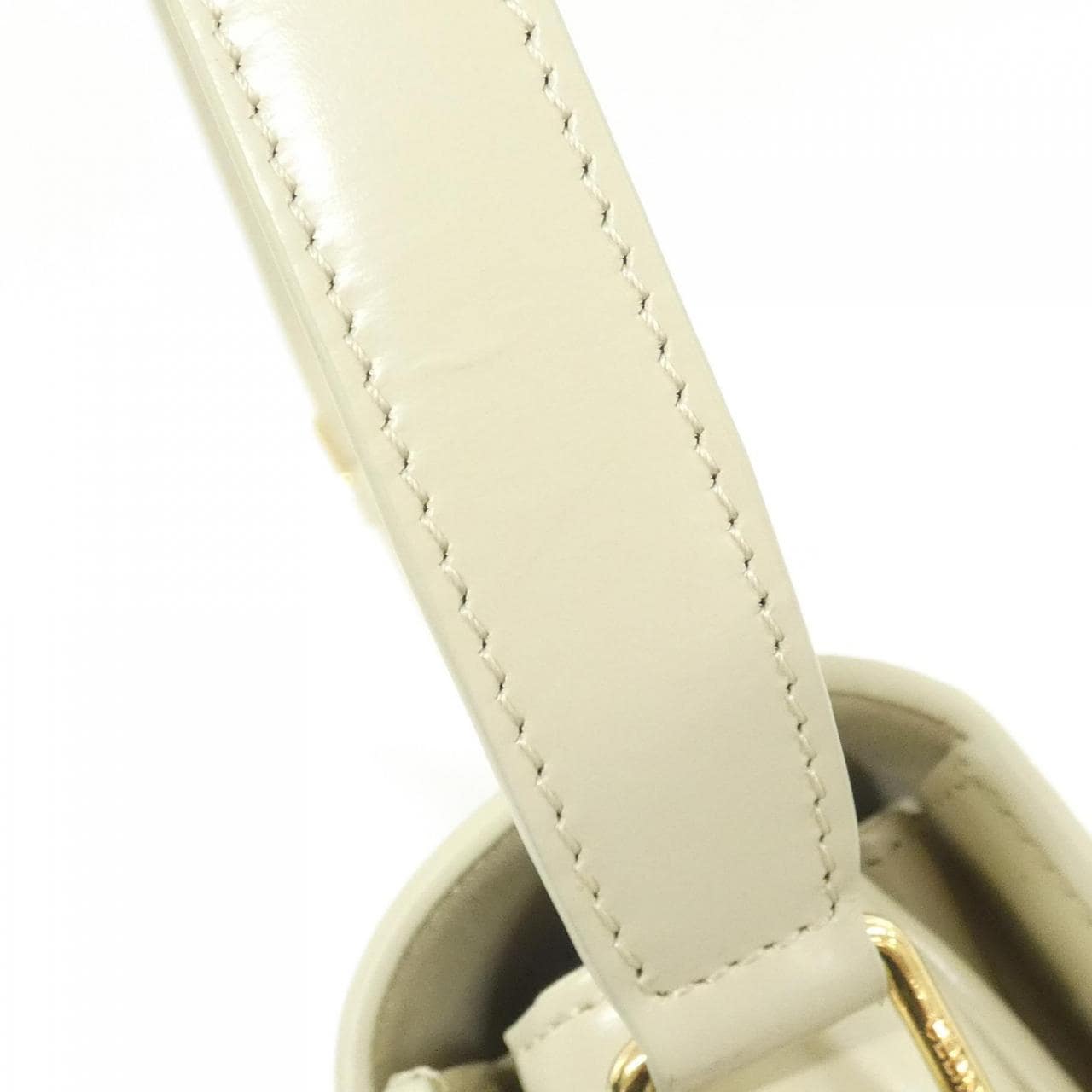 セリーヌ クラシック トリオンフ 187363BF4 ショルダーバッグ