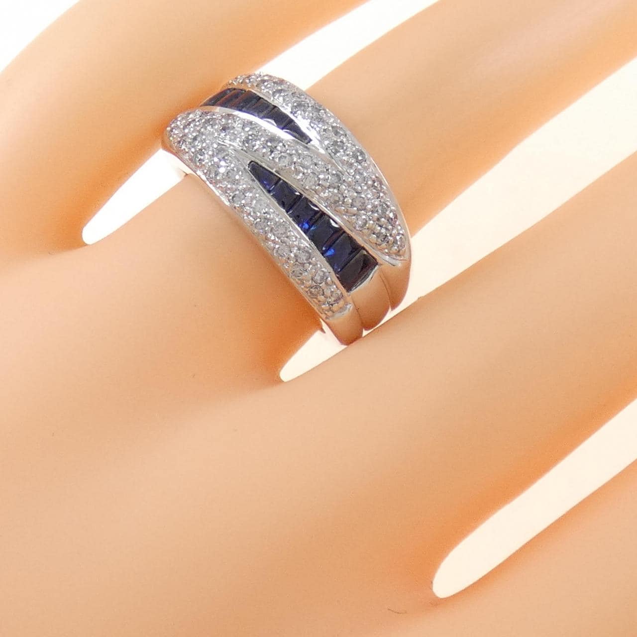 K18WG sapphire ring 1.20CT