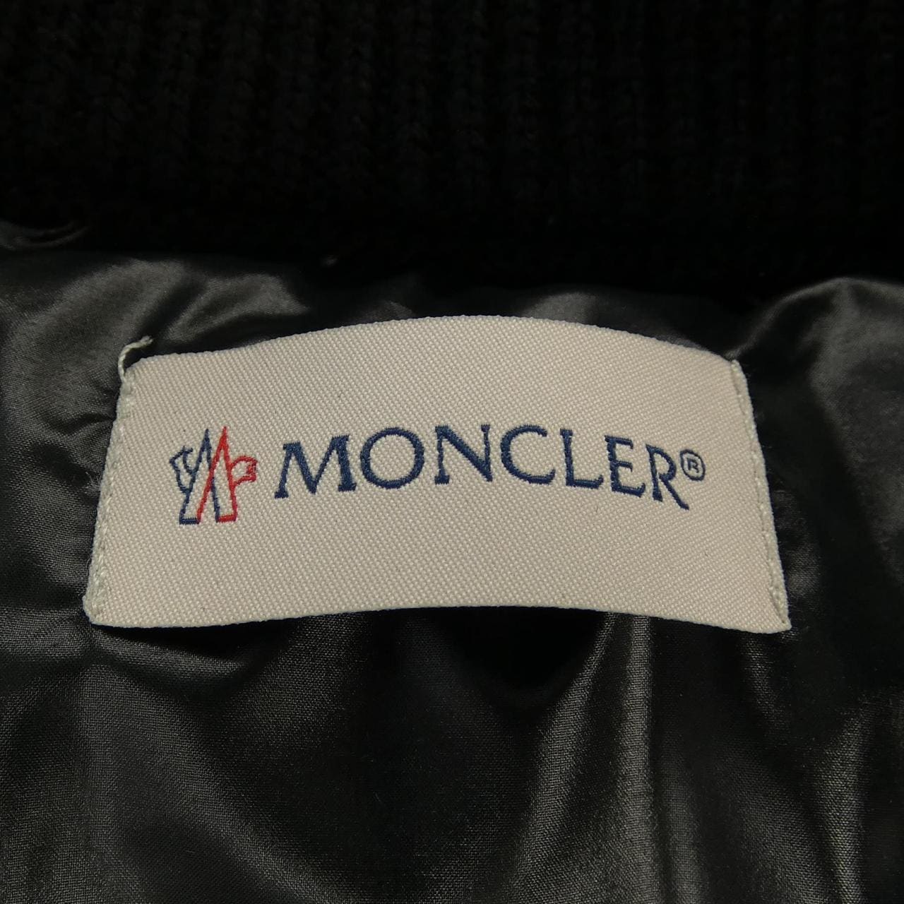 【新品】モンクレール MONCLER ダウンジャケット