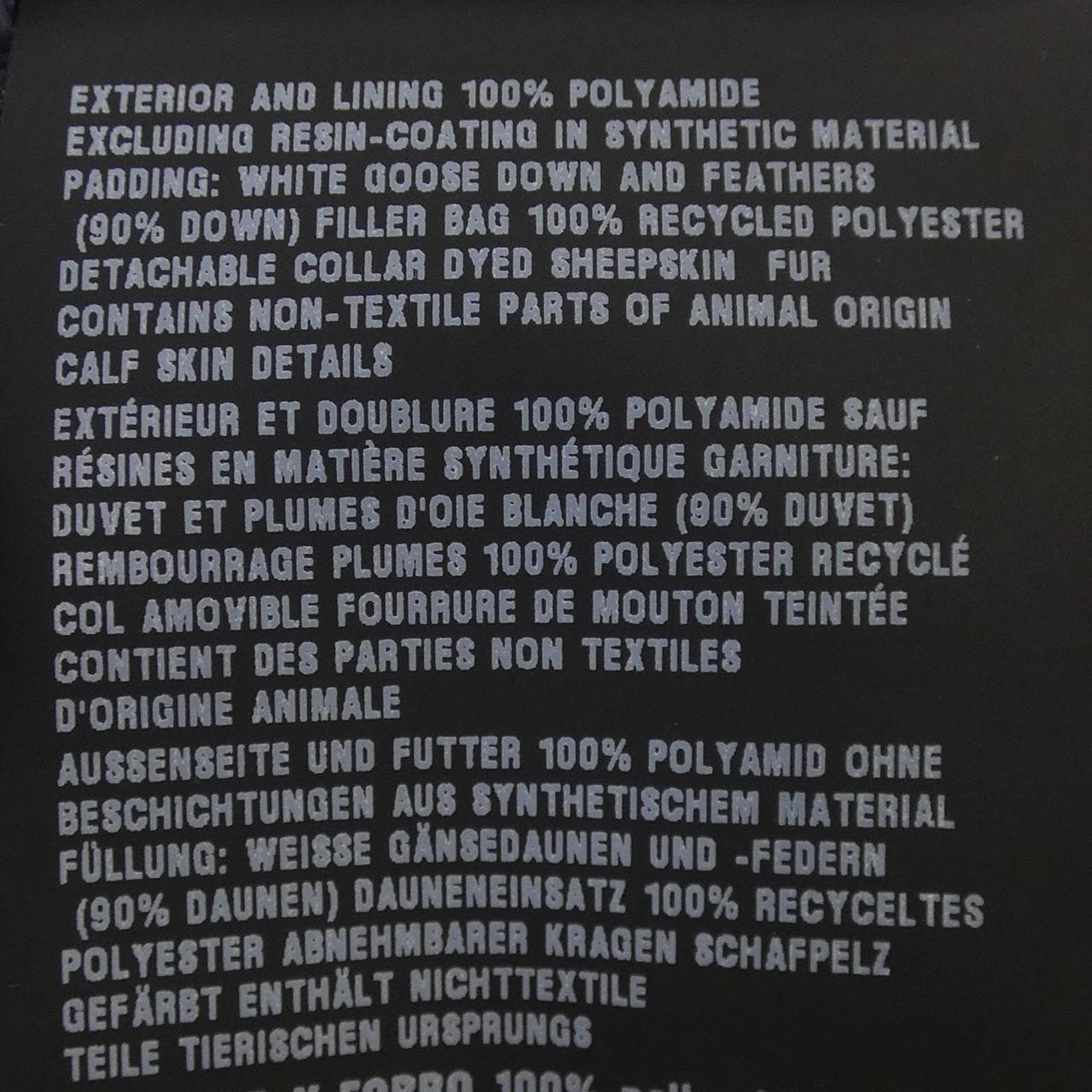 Prada PRADA三角标志290796 R212 AR0羽绒服