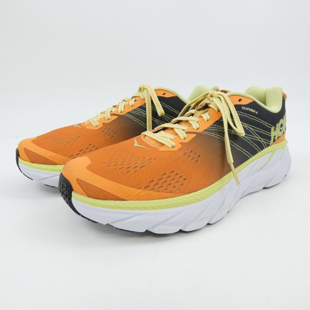 ホカオネオネ HOKA ONE ONE スニーカー