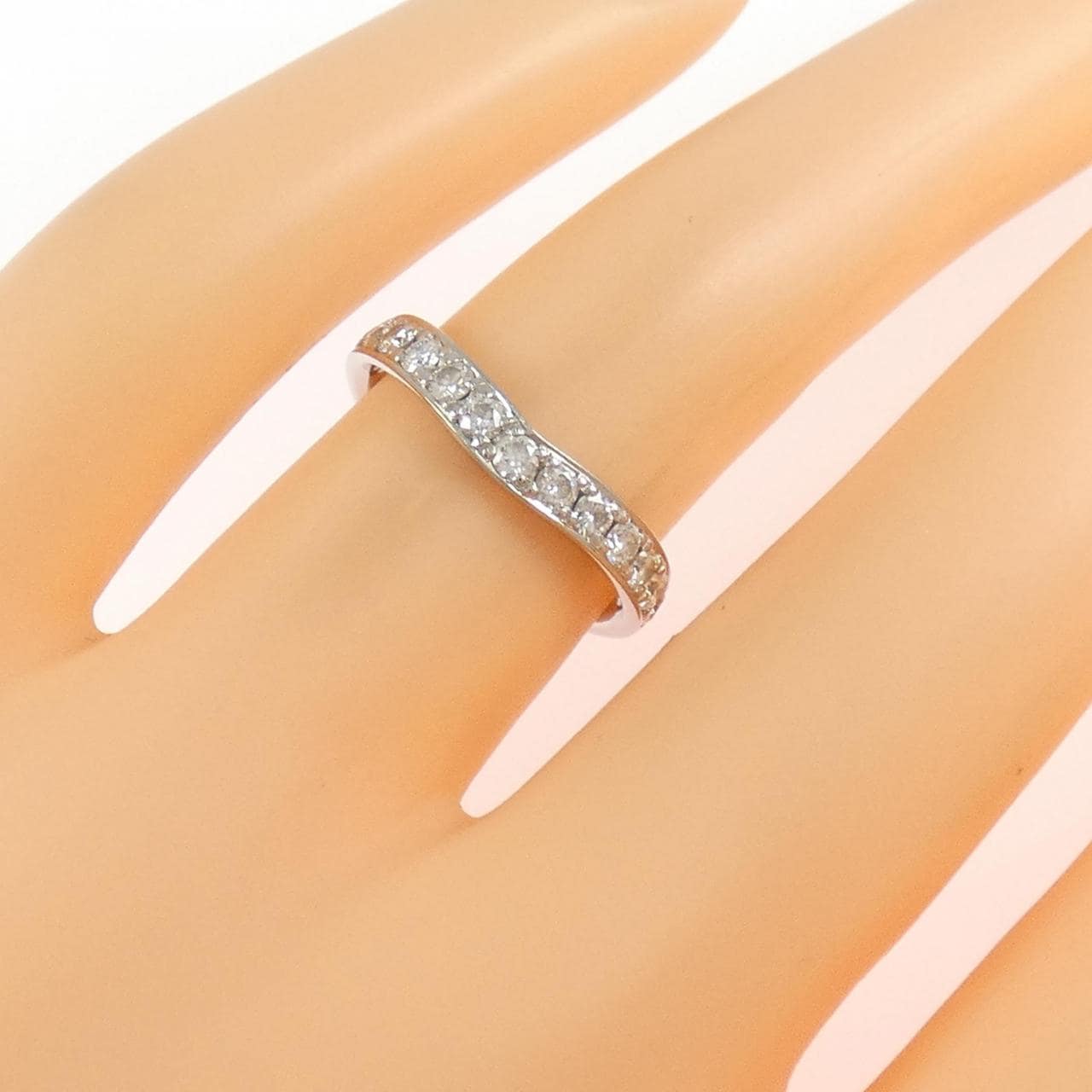 PT900钻石戒指 0.42克拉