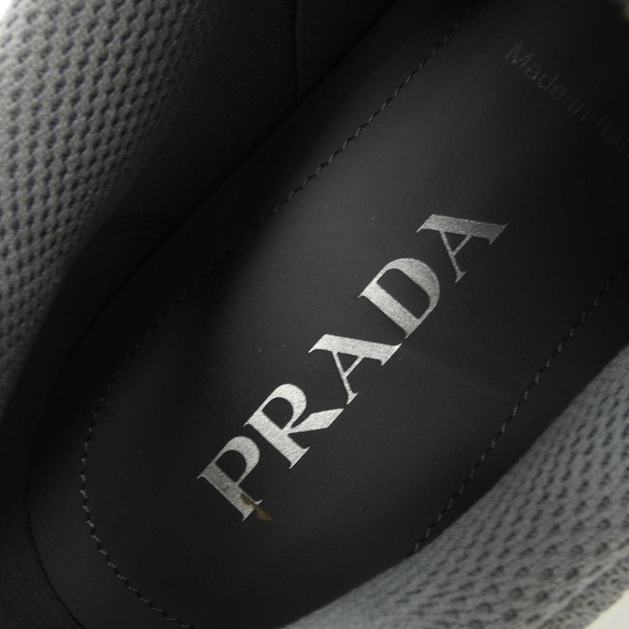 プラダ PRADA スニーカー