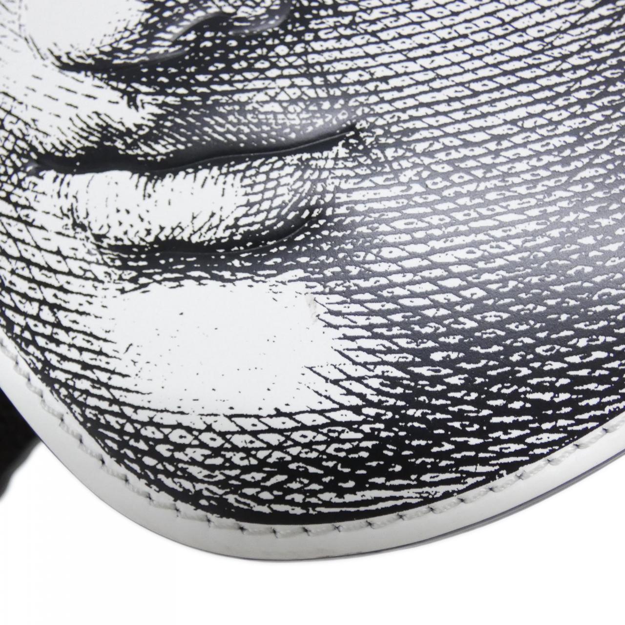 ルイヴィトン モノグラム(LVxフォルナセッティ) ファイス ポシェット M80921 ショルダーバッグ