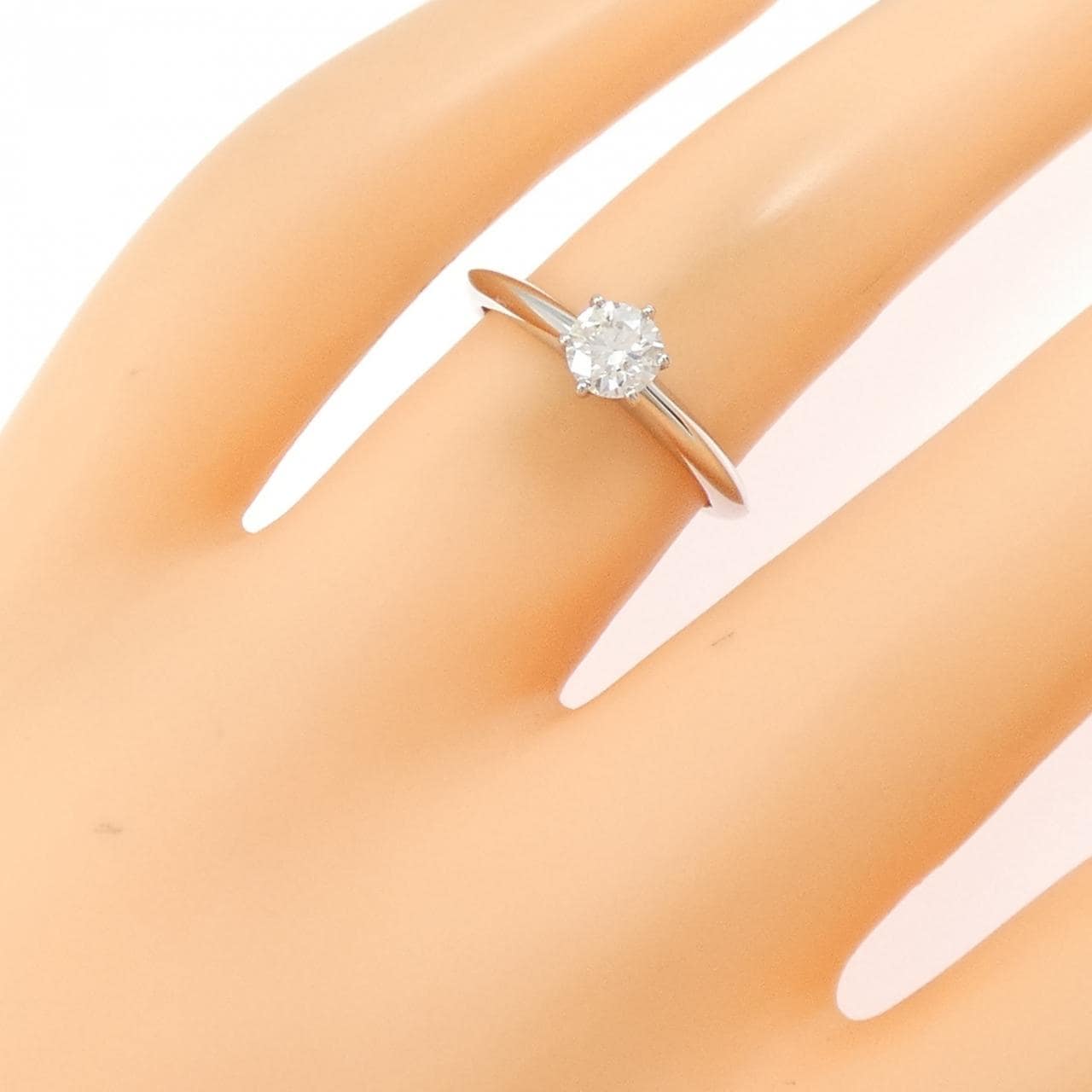 ティファニー クラシックソリティア リング 0.35CT