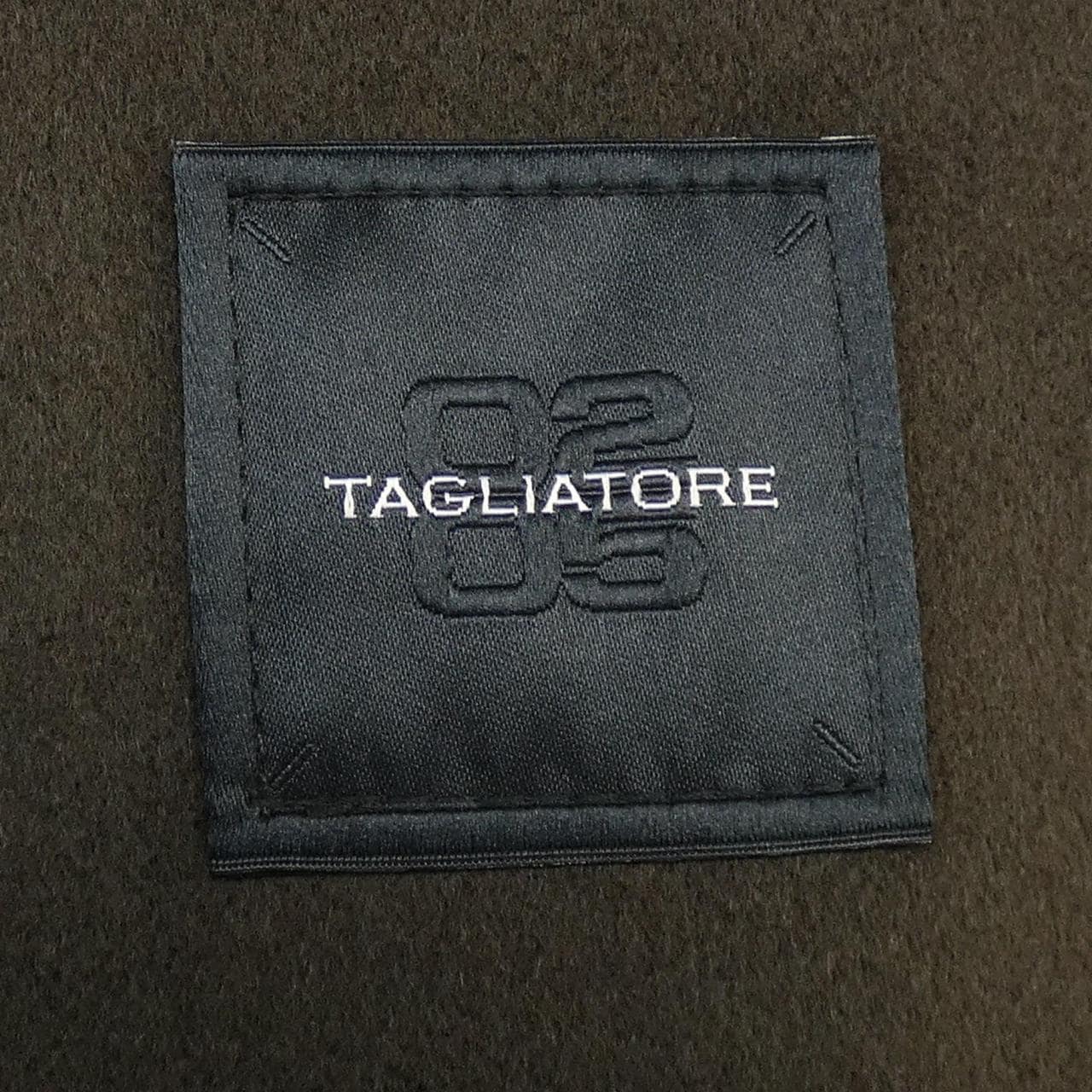 タリアトーレ TAGLIATORE コート