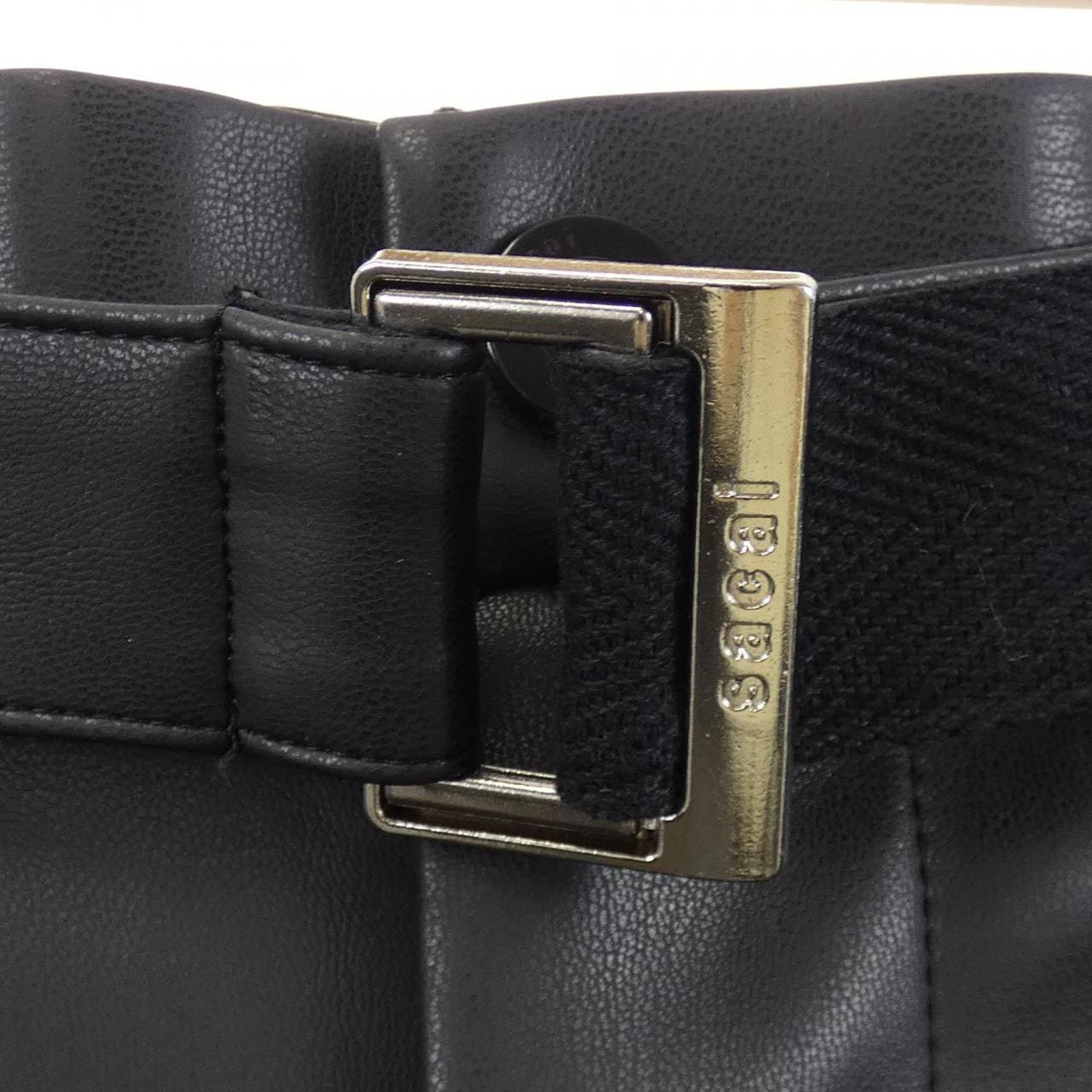 サカイ SACAI FAUX LEATHER PANTS 25-03750M パンツ