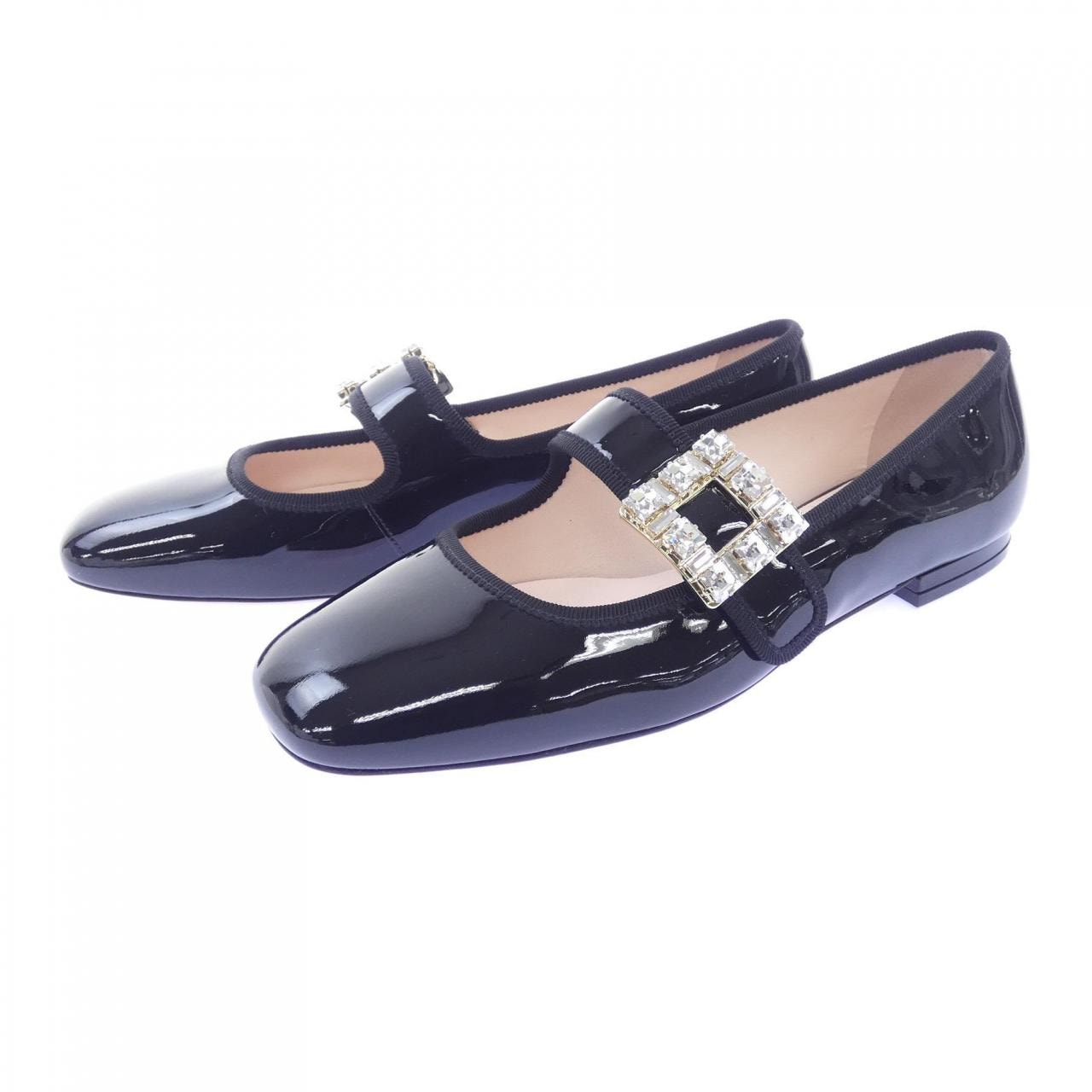 ロジェヴィヴィエ ROGER VIVIER パンプス