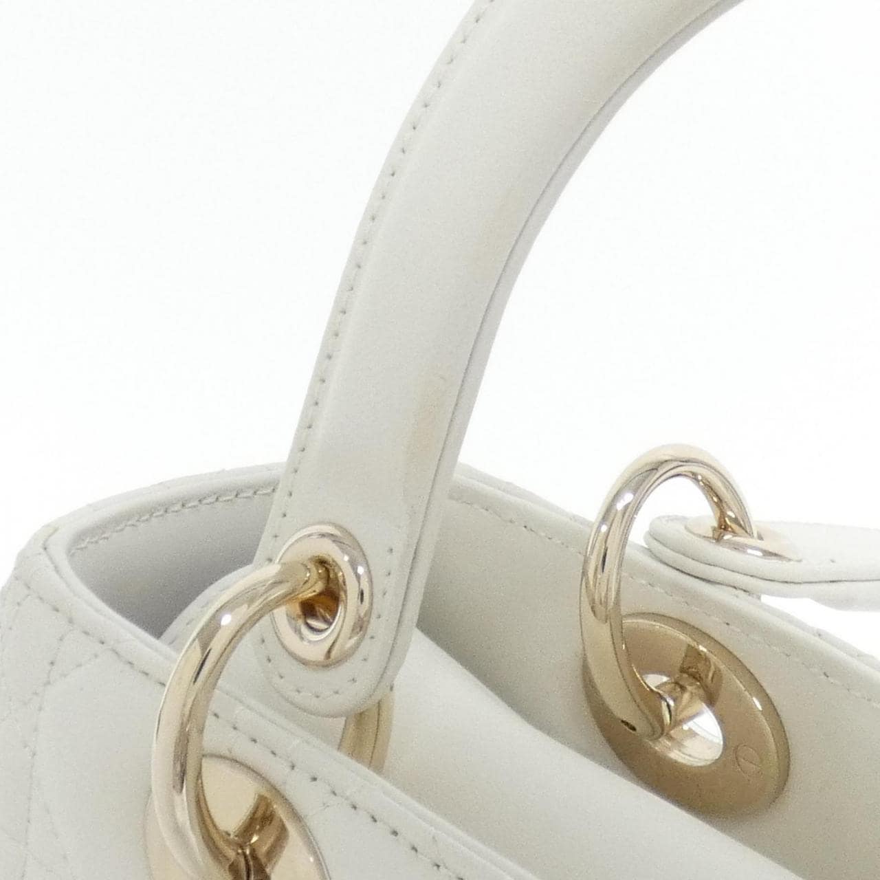 クリスチャンディオール レディ ディオール ミディアム M0565ONGE バッグ