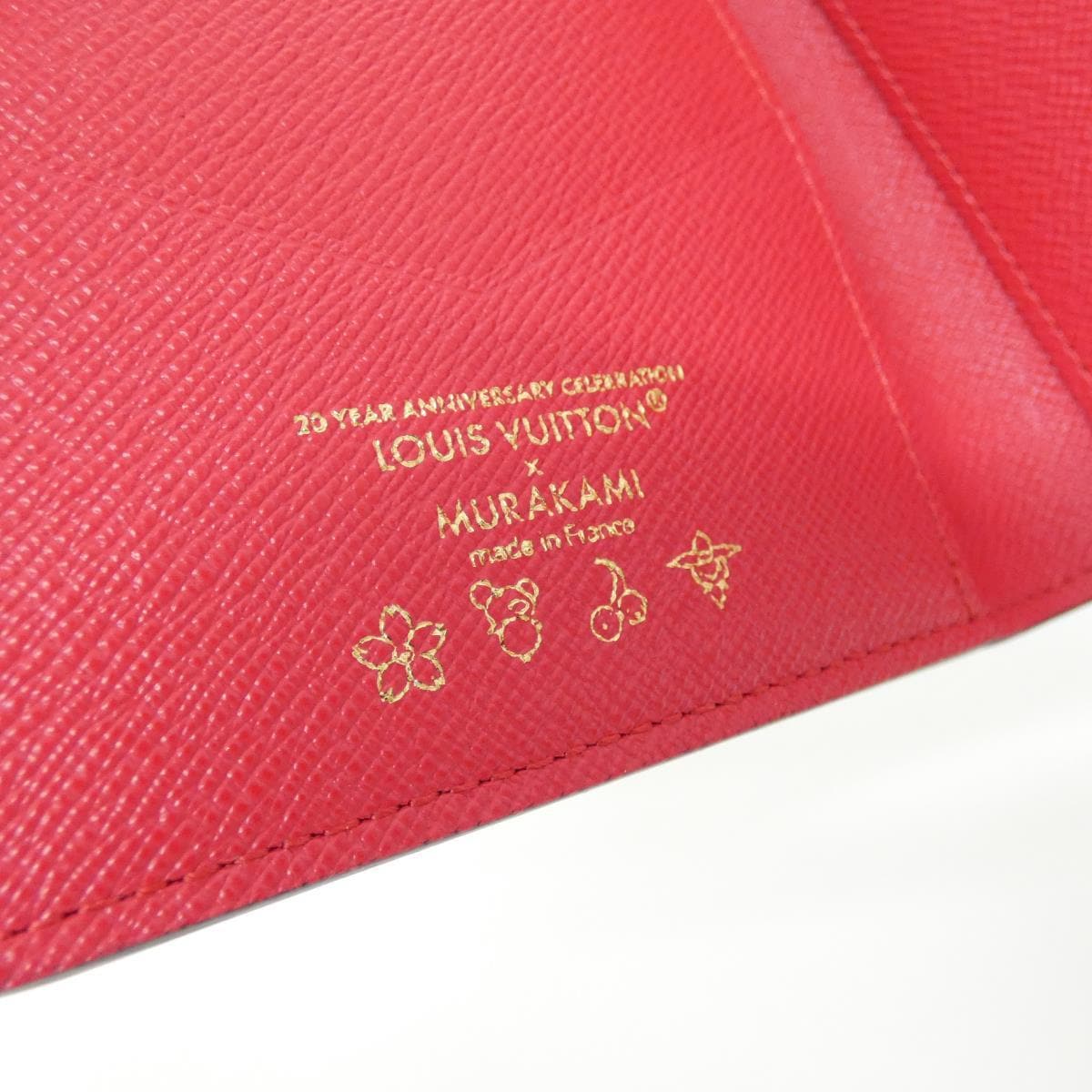 【未使用品】ルイヴィトン モノグラムチェリー クーヴェルテュール パスポール M13424 パスポートカバー