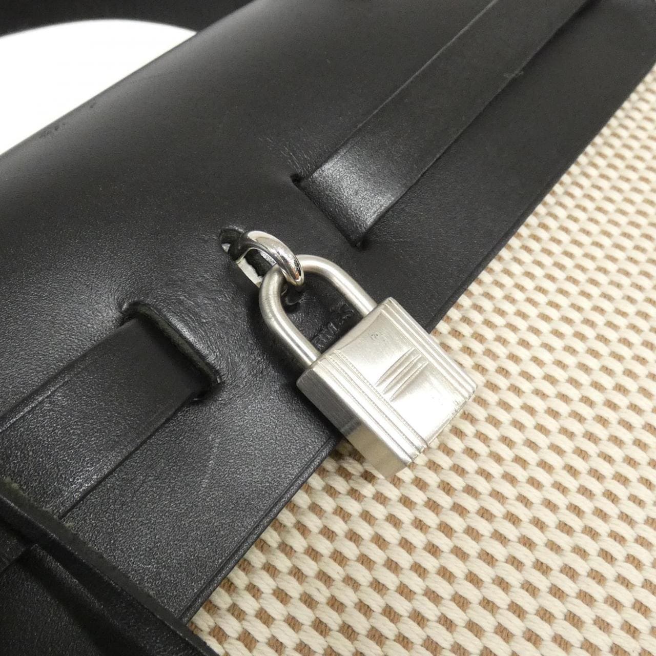 エルメス ニュー エールバッグ PM 038465CB バッグ