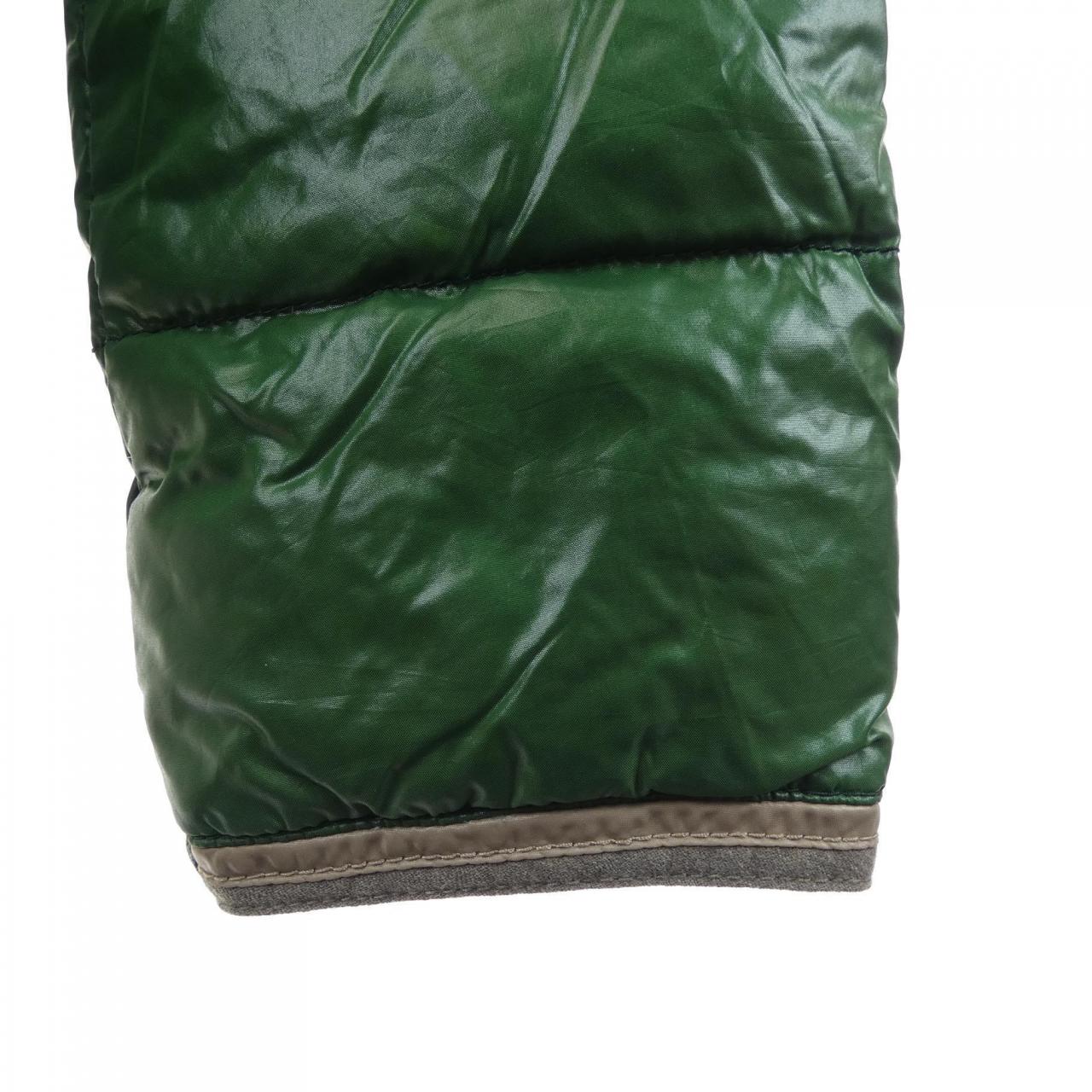 デュベティカ DUVETICA ダウンジャケット