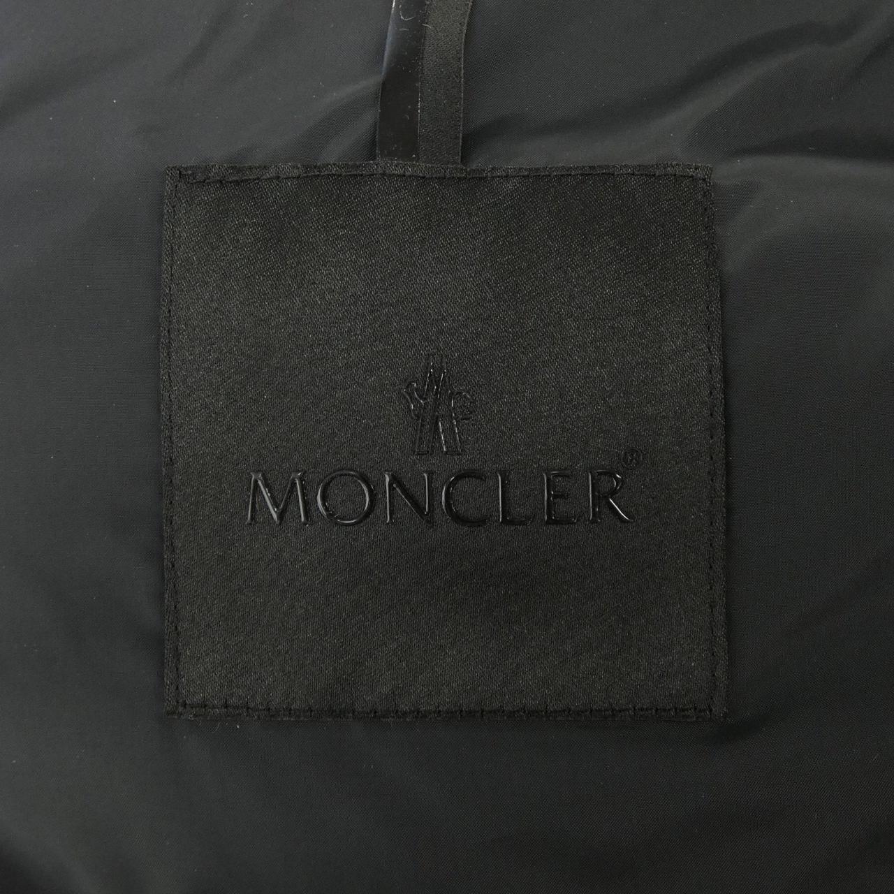 モンクレール MONCLER BARRAUX ダウンベスト