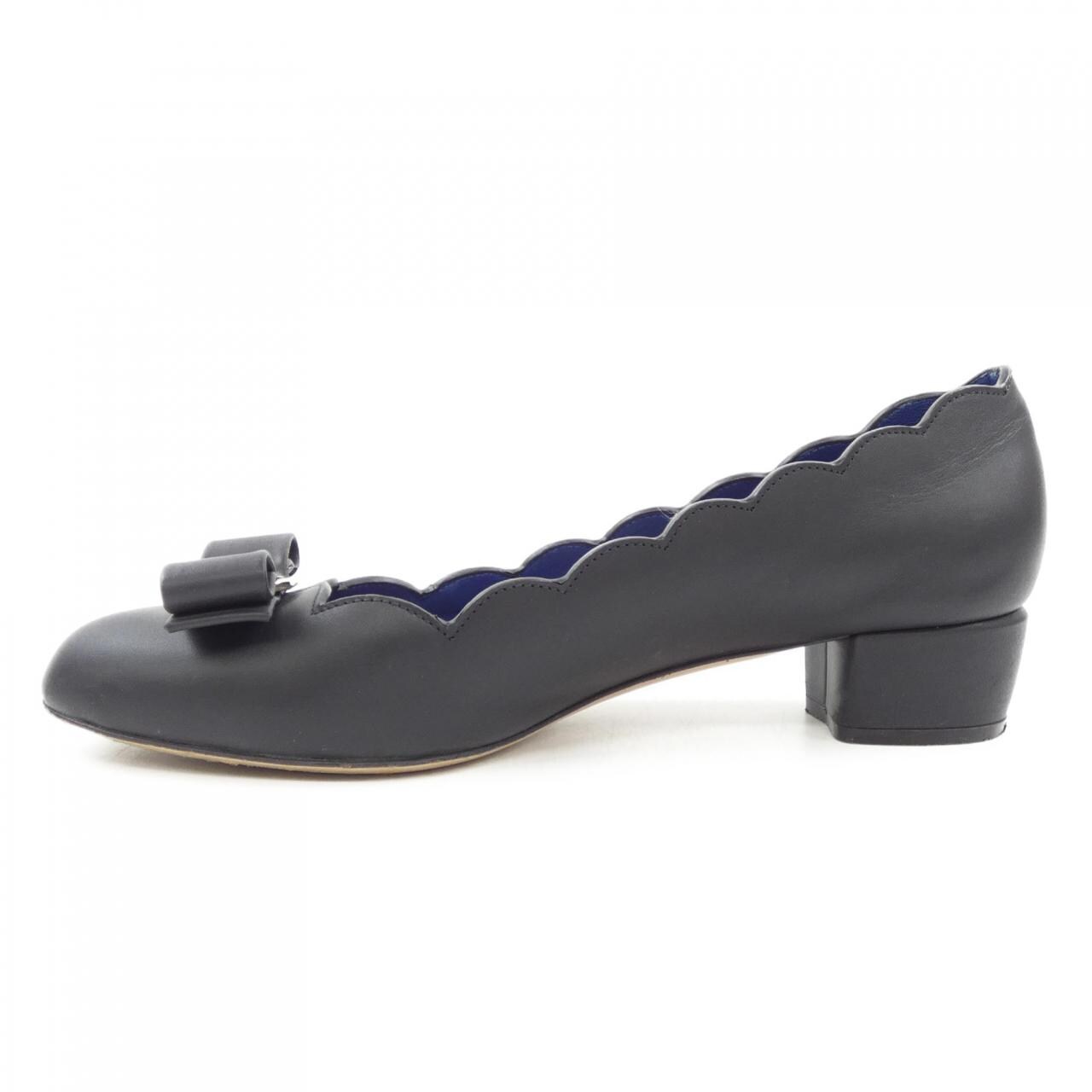 フェラガモ FERRAGAMO パンプス