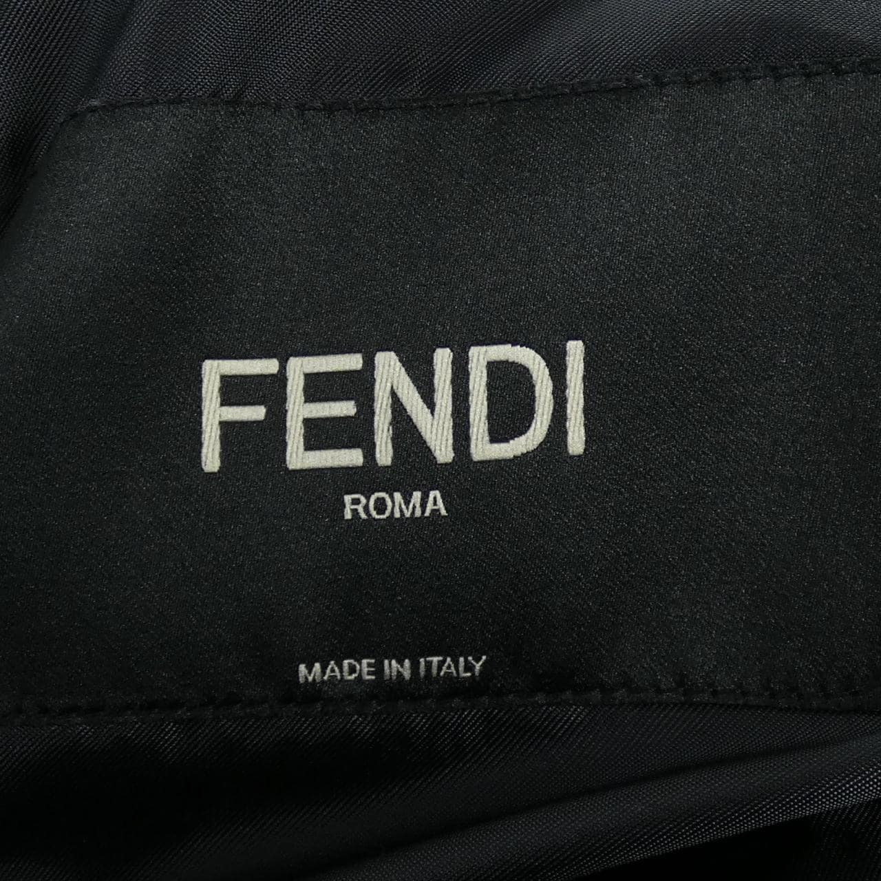 フェンディ FENDI FF0107 92R コート
