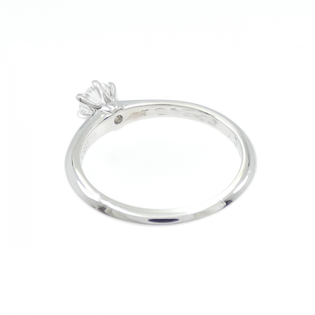 ティファニー クラシックソリティア リング 0.30CT E VVS1