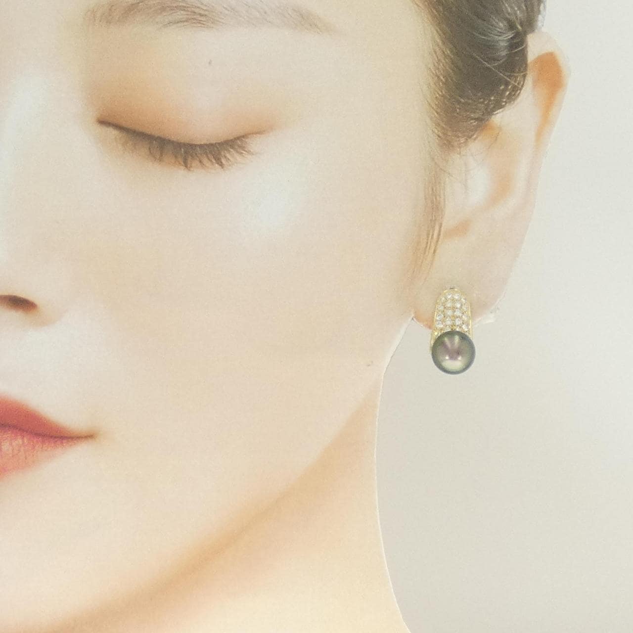 18K黒蝶珍珠耳环，9.3毫米