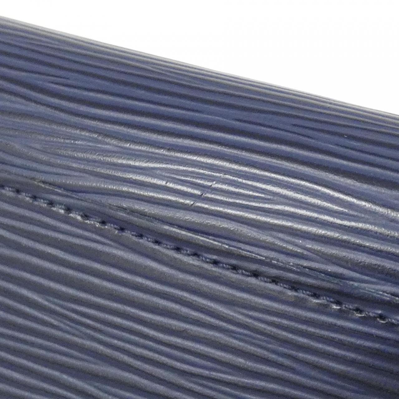 ルイヴィトン エピ ポルトフォイユ サラ M60585 財布