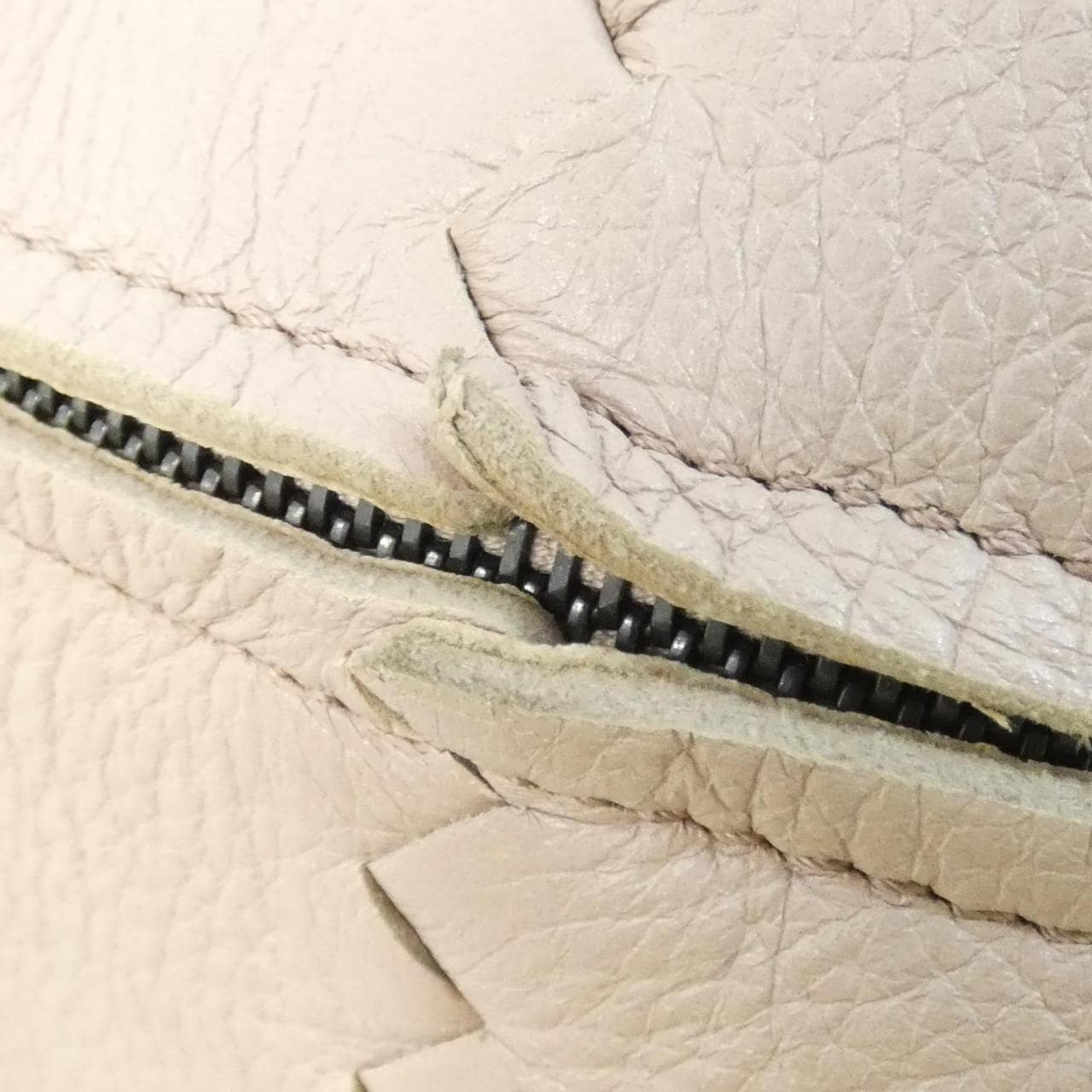 ボッテガヴェネタ 145133 V174B ショルダーバッグ