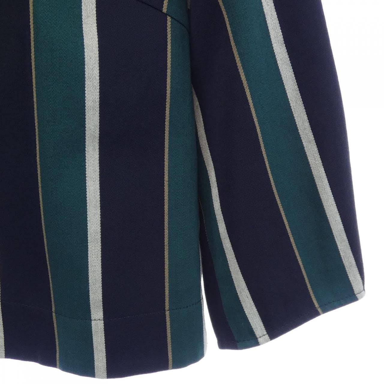 ブルーレーベルクレストブリッジ BLUE LABEL CRESTBRIDGE トップス