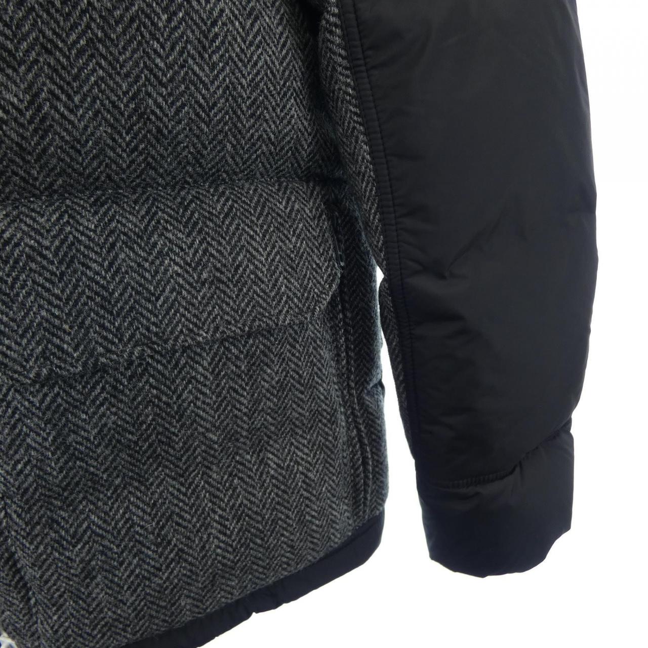 モンクレール MONCLER ダウンジャケット