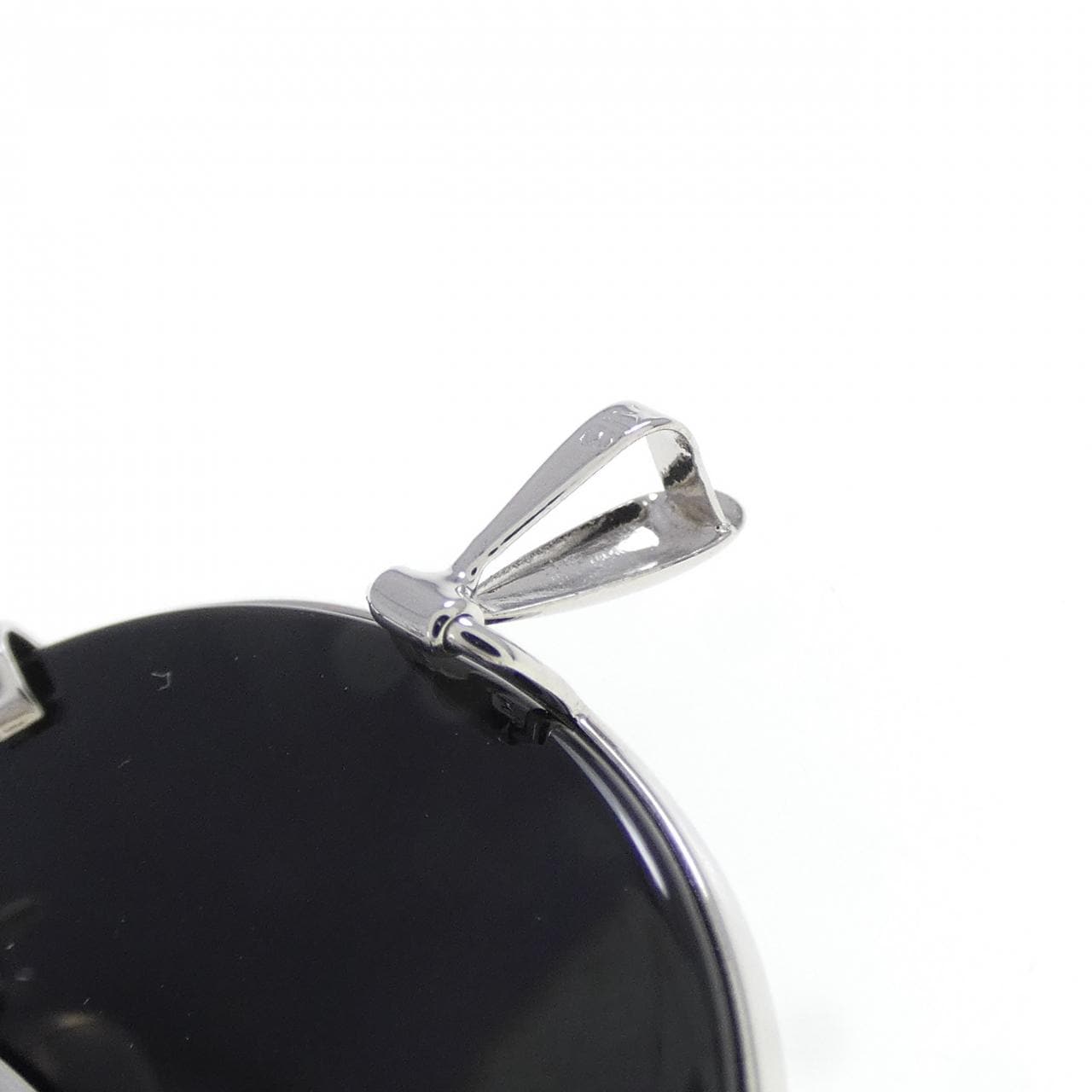 K18WG メノウカメオ ブローチ