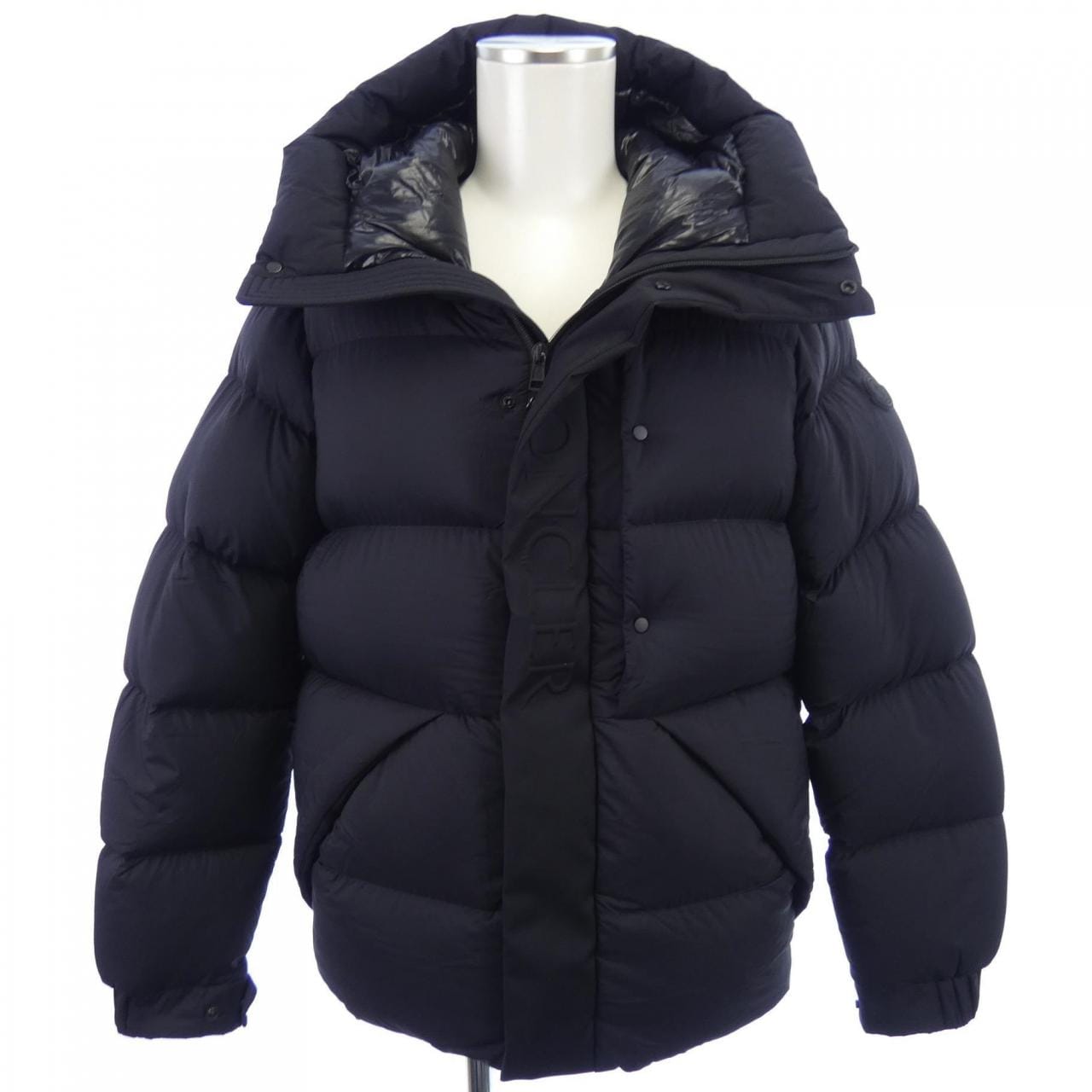 MONCLER Madeira羽绒服