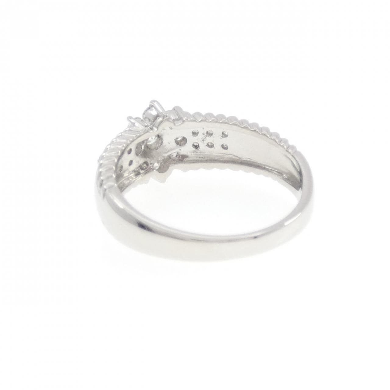 PT900 フラワー ダイヤモンド リング 0.50CT