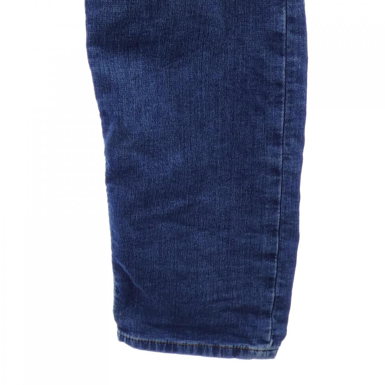 ディーゼル DIESEL ジーンズ