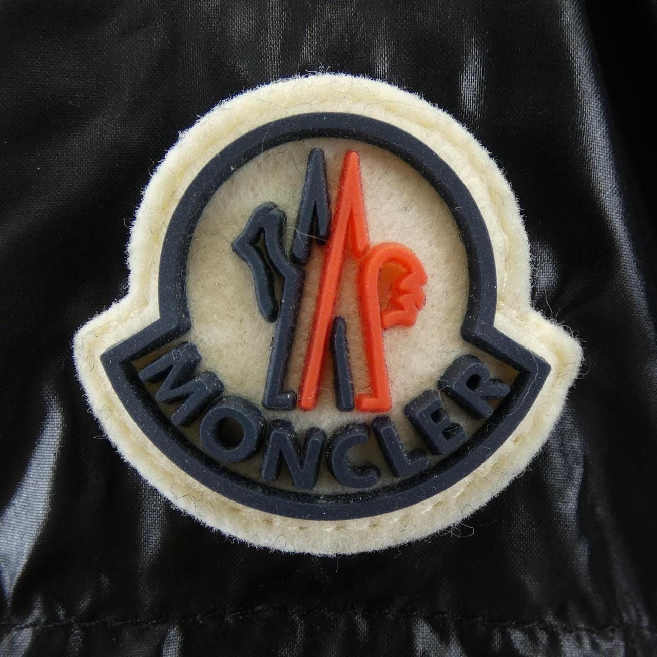 モンクレール MONCLER BARDANETTE ダウンジャケット