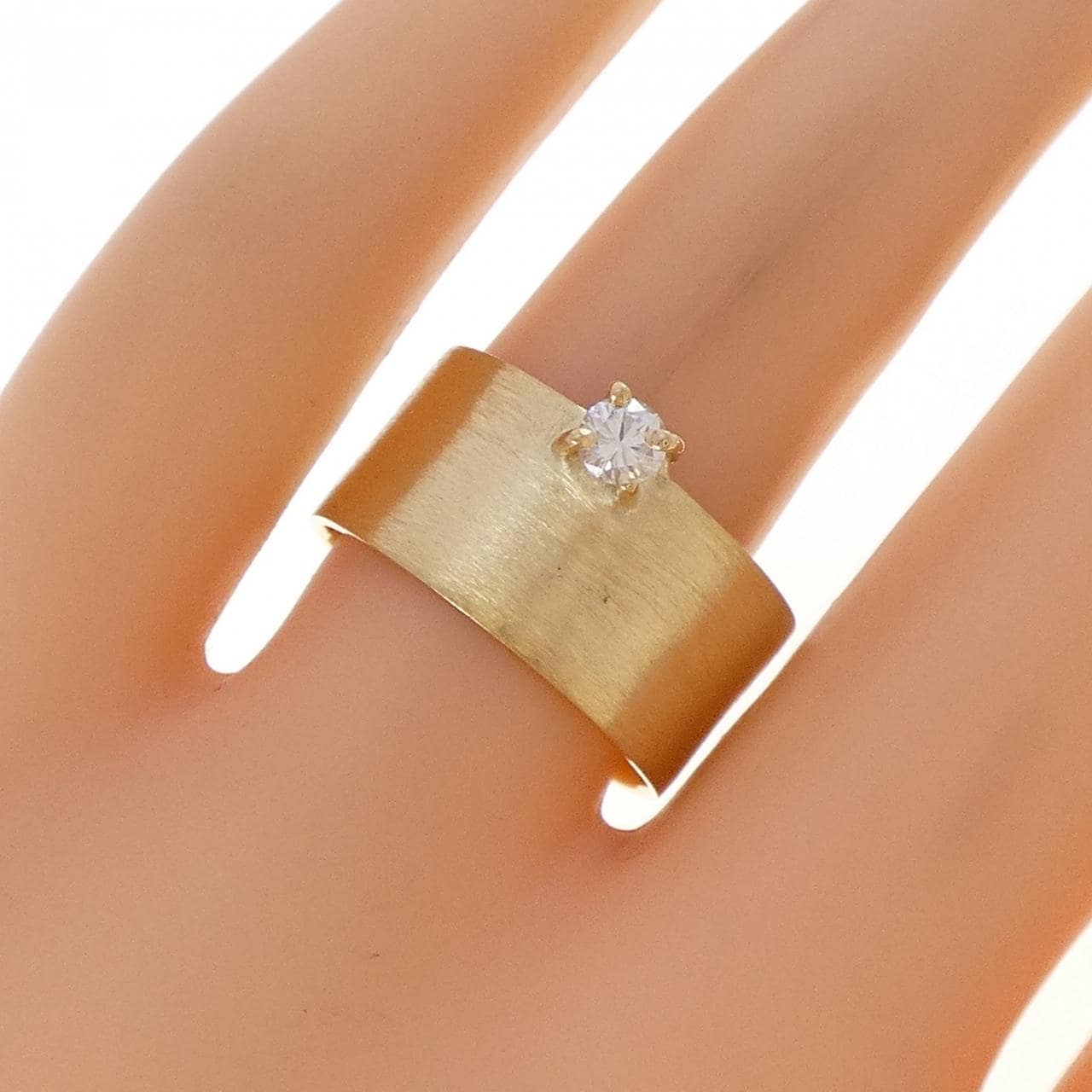 750YG ダイヤモンド リング