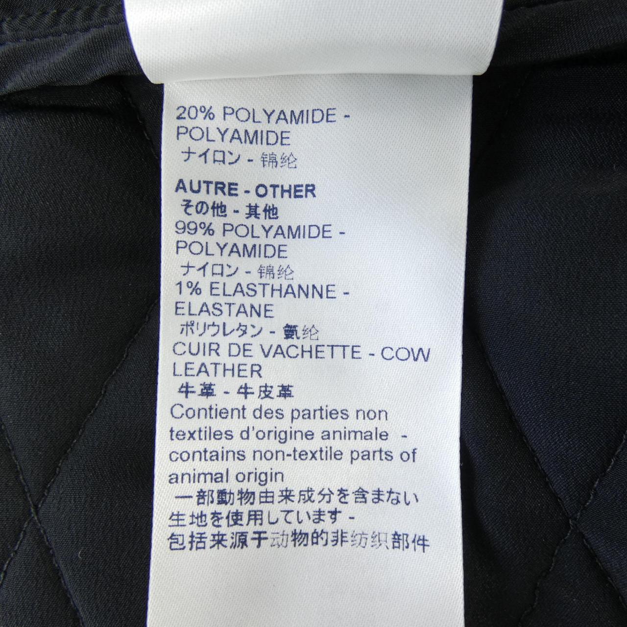 ルイヴィトン LOUIS VUITTON キルテッドジップアップ FIST08FED パーカー