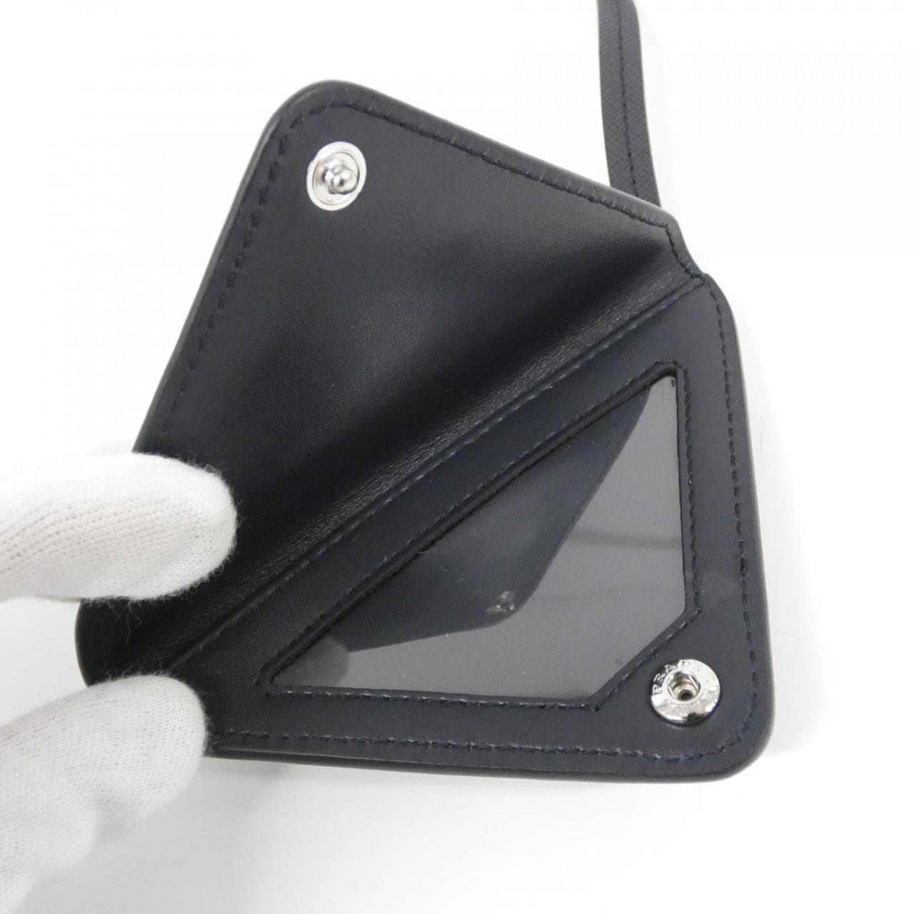 プラダ 2TT153 ネームタグ