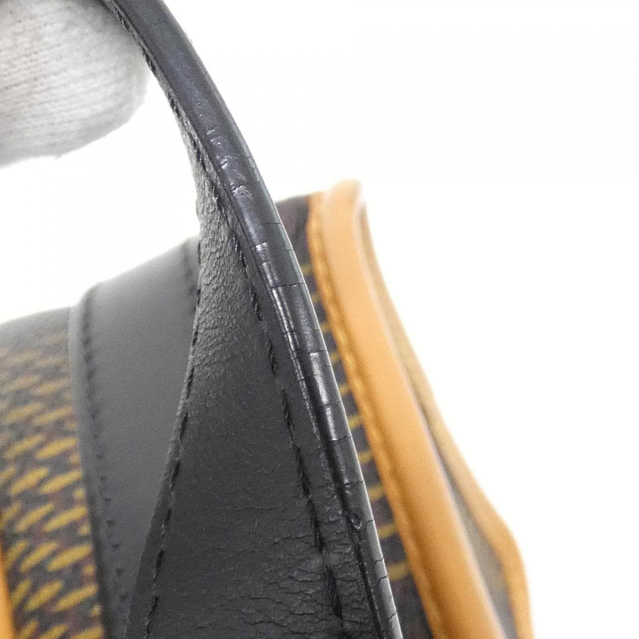 ルイヴィトン ダミエ ジャイアント(LVスクエアード) アマゾン メッセンジャー N40357 ショルダーバッグ