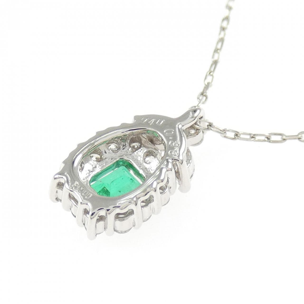 PT900/PT850 エメラルド ネックレス 0.40CT