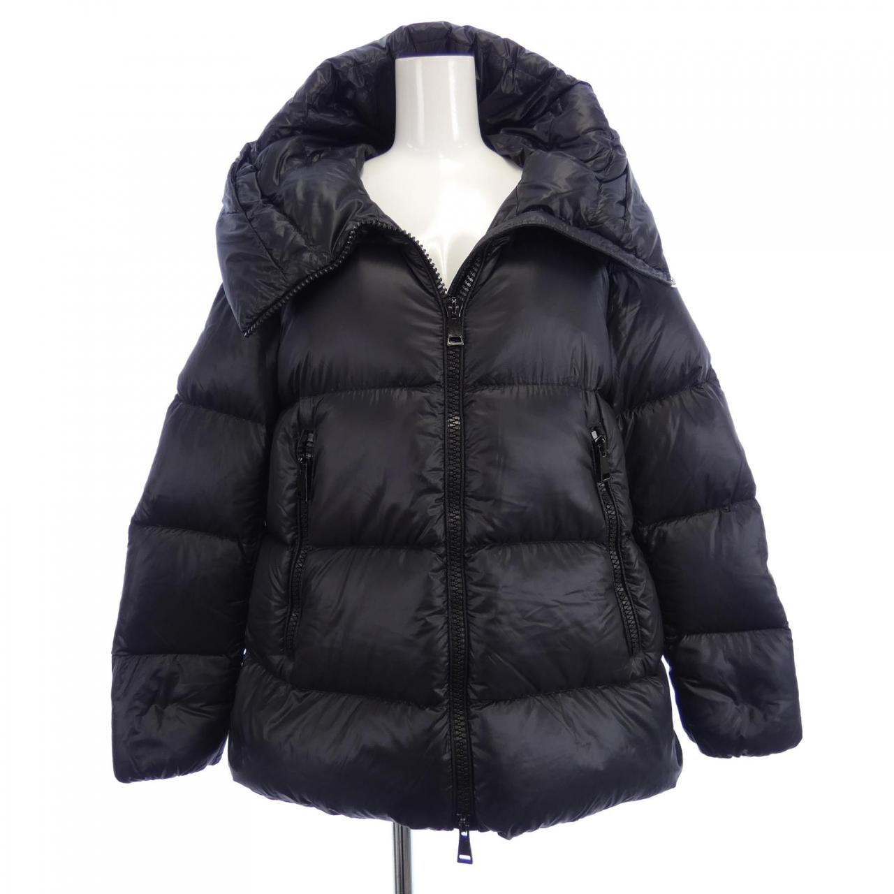 モンクレール MONCLER ダウンジャケット