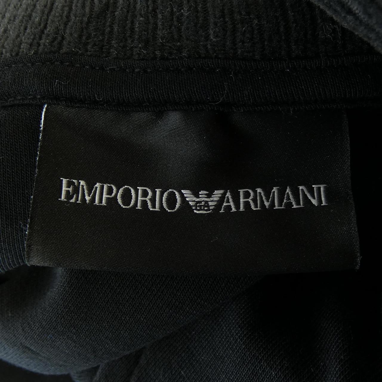 エンポリオアルマーニ EMPORIO ARMANI パーカー
