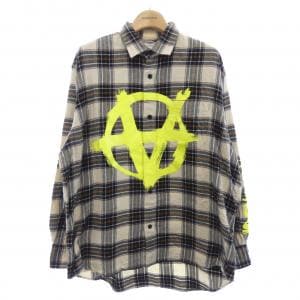 ヴェトモン VETEMENTS UE52SH800W シャツ