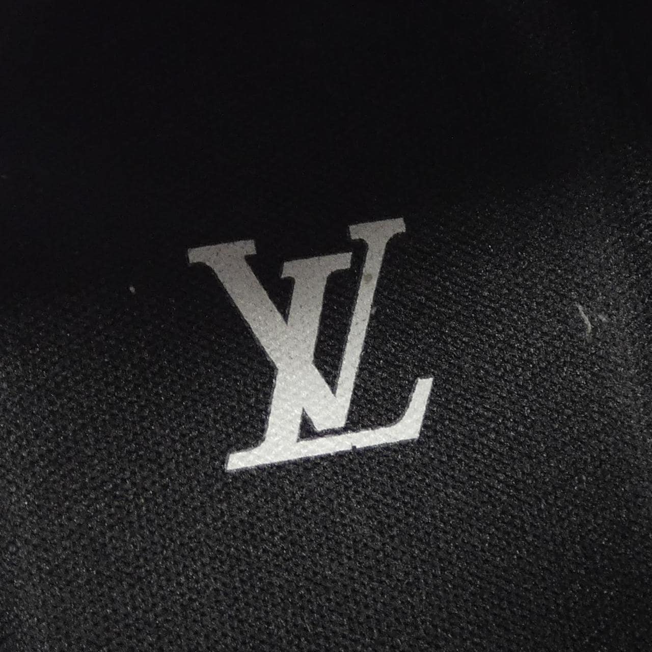 ルイヴィトン LOUIS VUITTON スニーカー