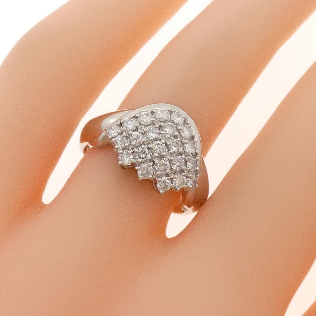 PT850 ダイヤモンド リング 0.59CT