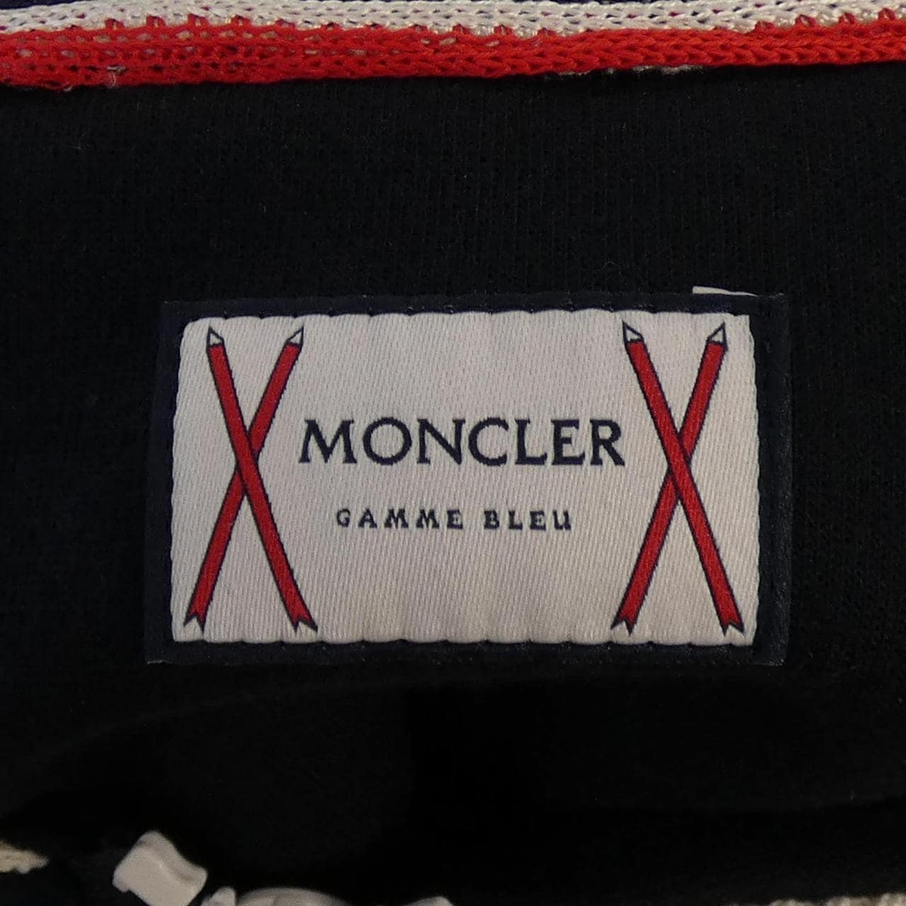 モンクレールガムブルー MONCLER GAMMEBLEU D13918410950 ブルゾン