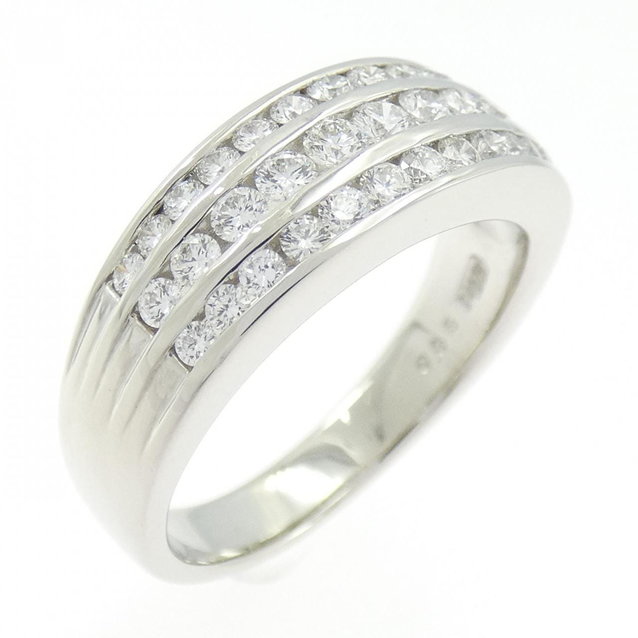 PT900 ダイヤモンド リング 0.85CT