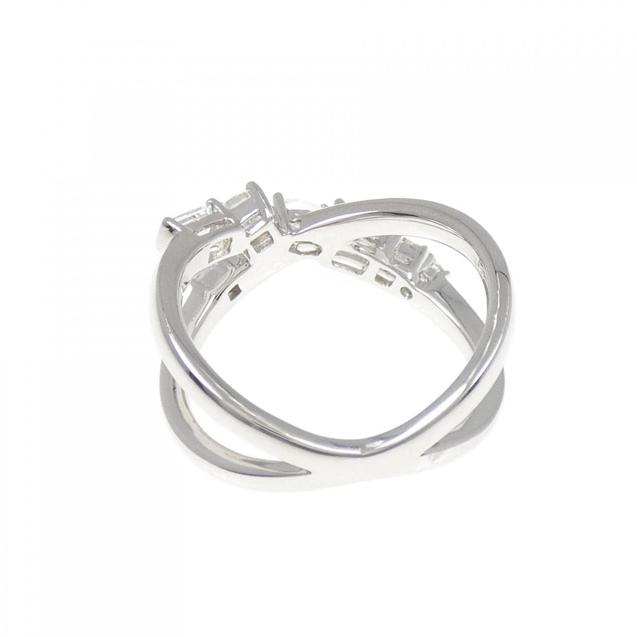 PT950 ダイヤモンド リング 0.70CT