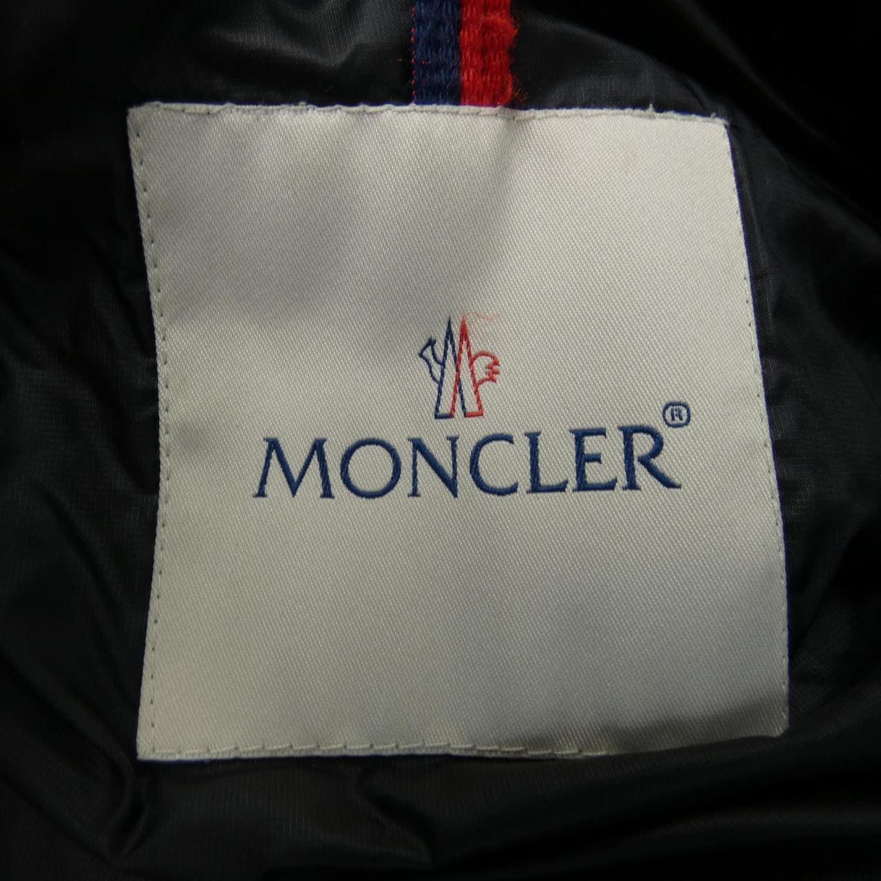 モンクレール MONCLER ダウンジャケット