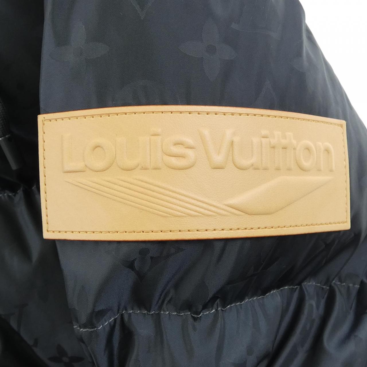 ルイヴィトン LOUIS VUITTON モノグラムダウンジャケット HSB37EQRS ブルゾン
