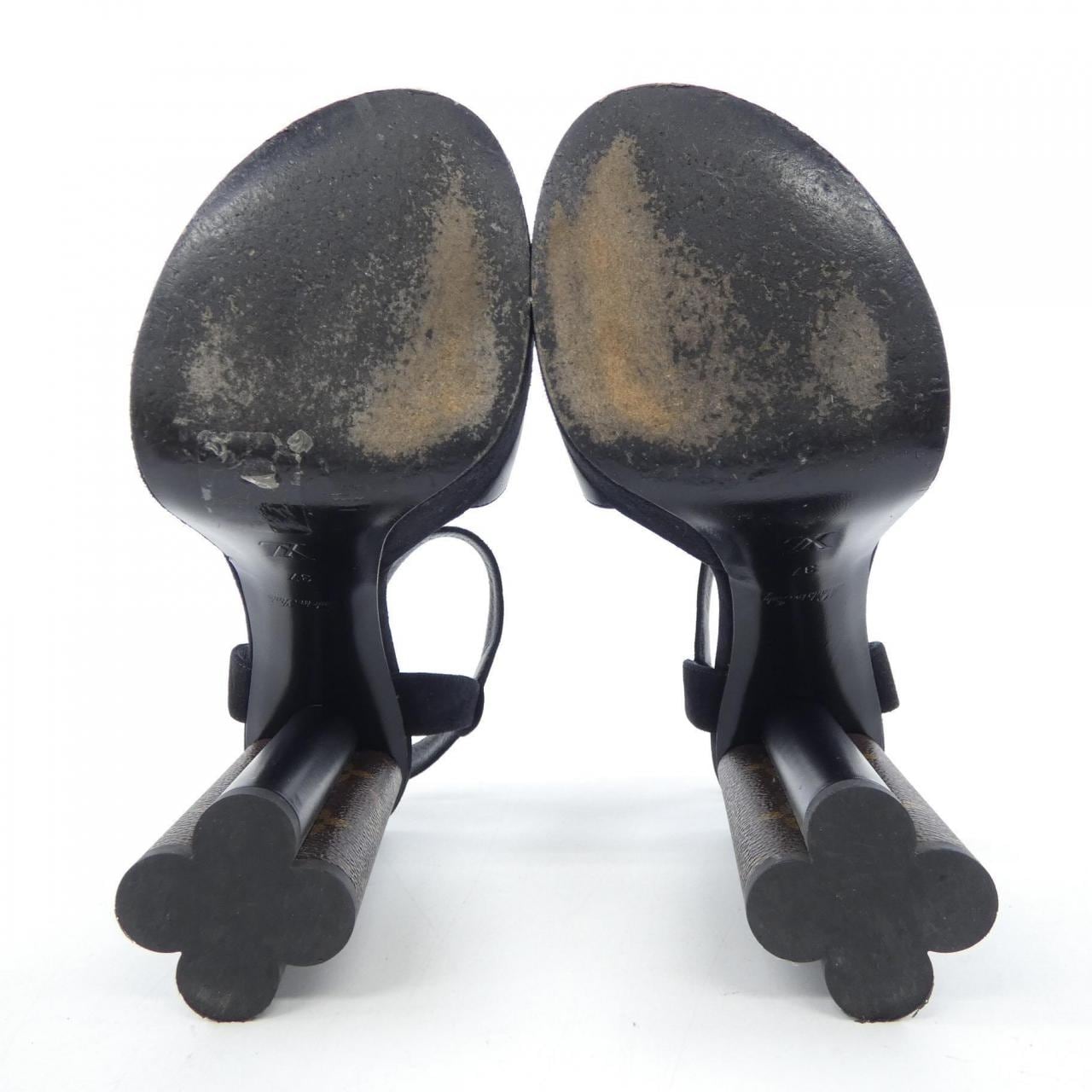 ルイヴィトン LOUIS VUITTON ポディウムライン サンダル