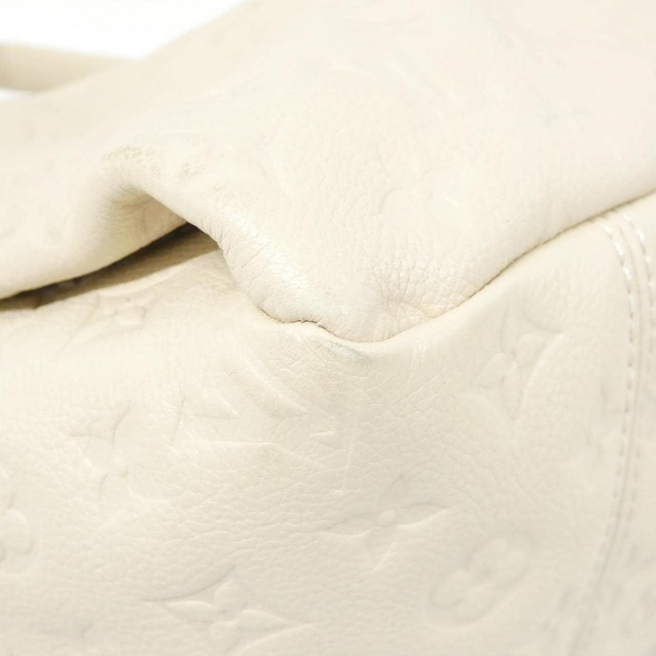 LOUIS VUITTON Monogram Empreinte Artsy MM M93449 肩背包