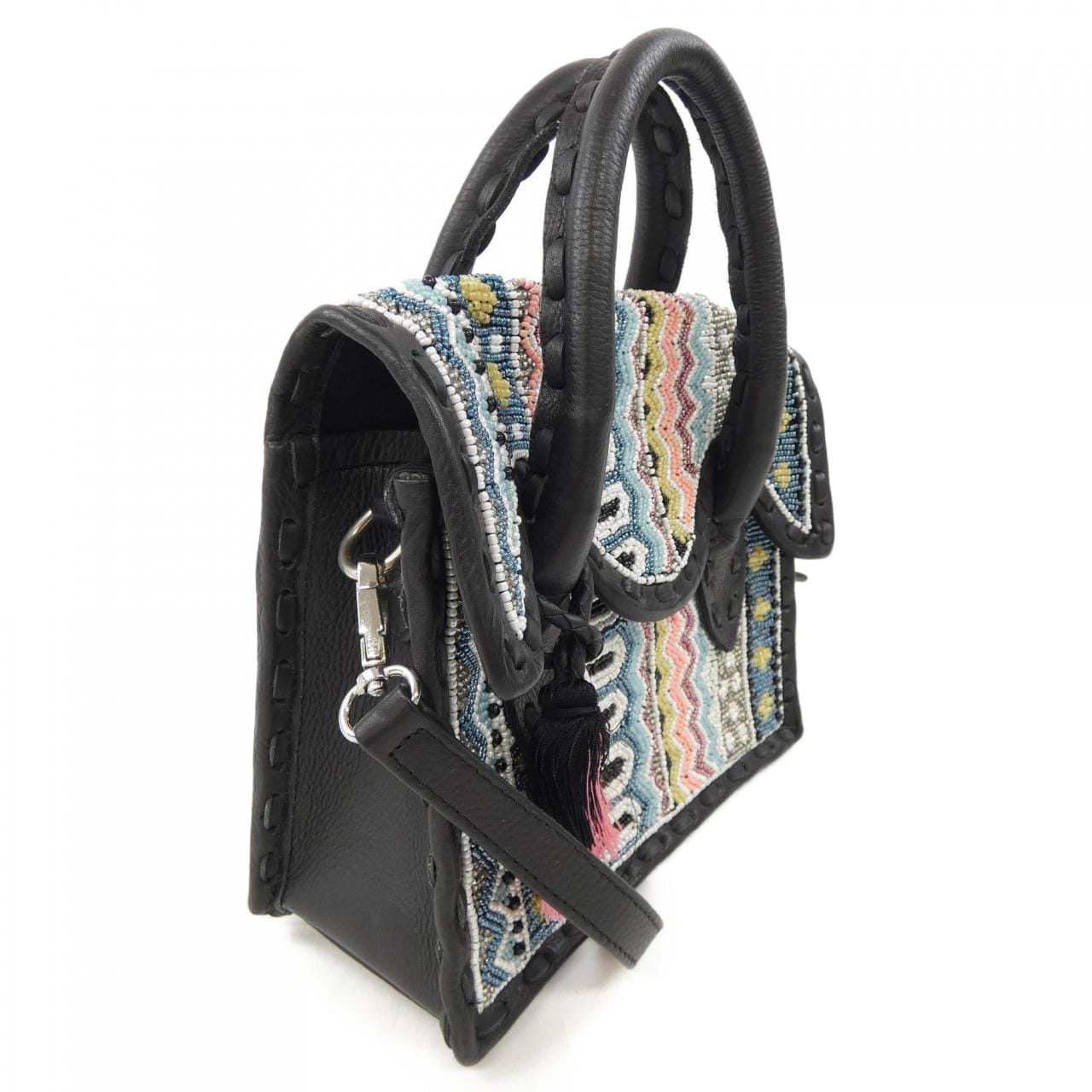 カービングトライブス Carving Tribes BAG