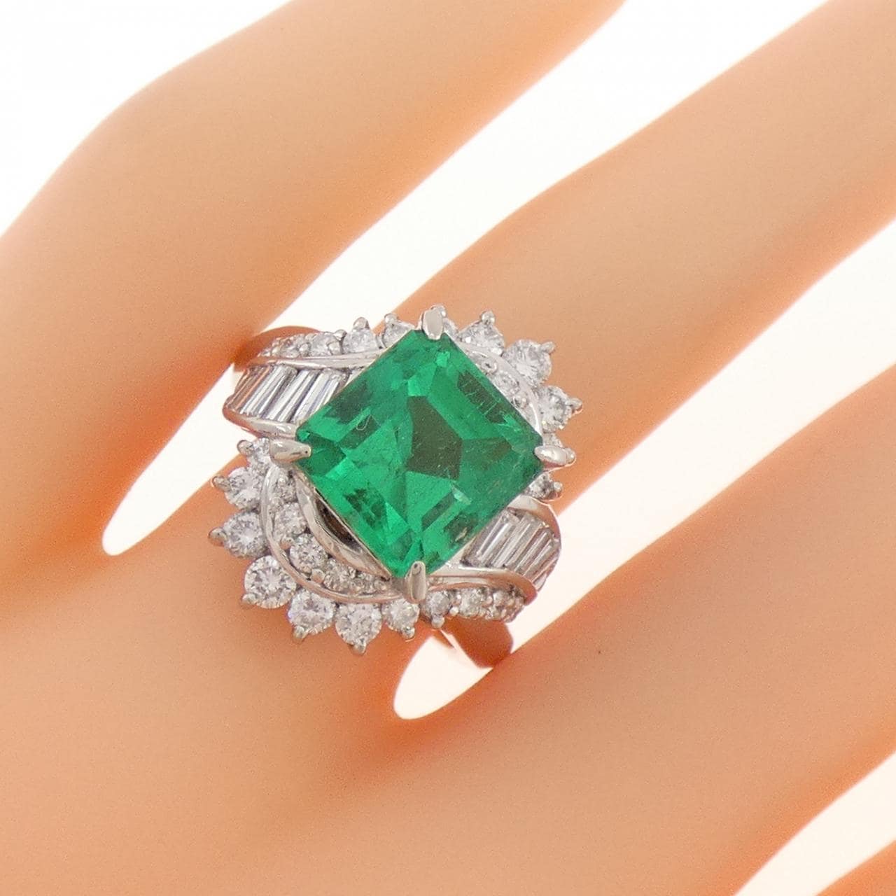 PT900 エメラルド リング 3.86CT コロンビア産