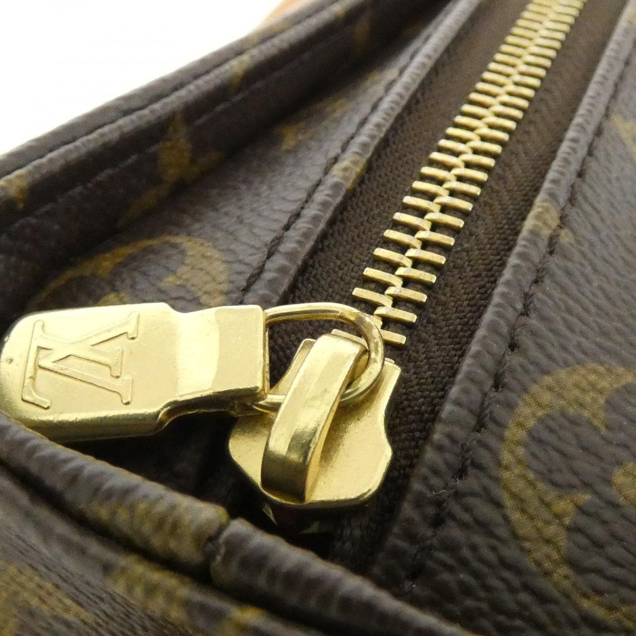 LOUIS VUITTON Monogram Viva Cité MM M51164 肩包